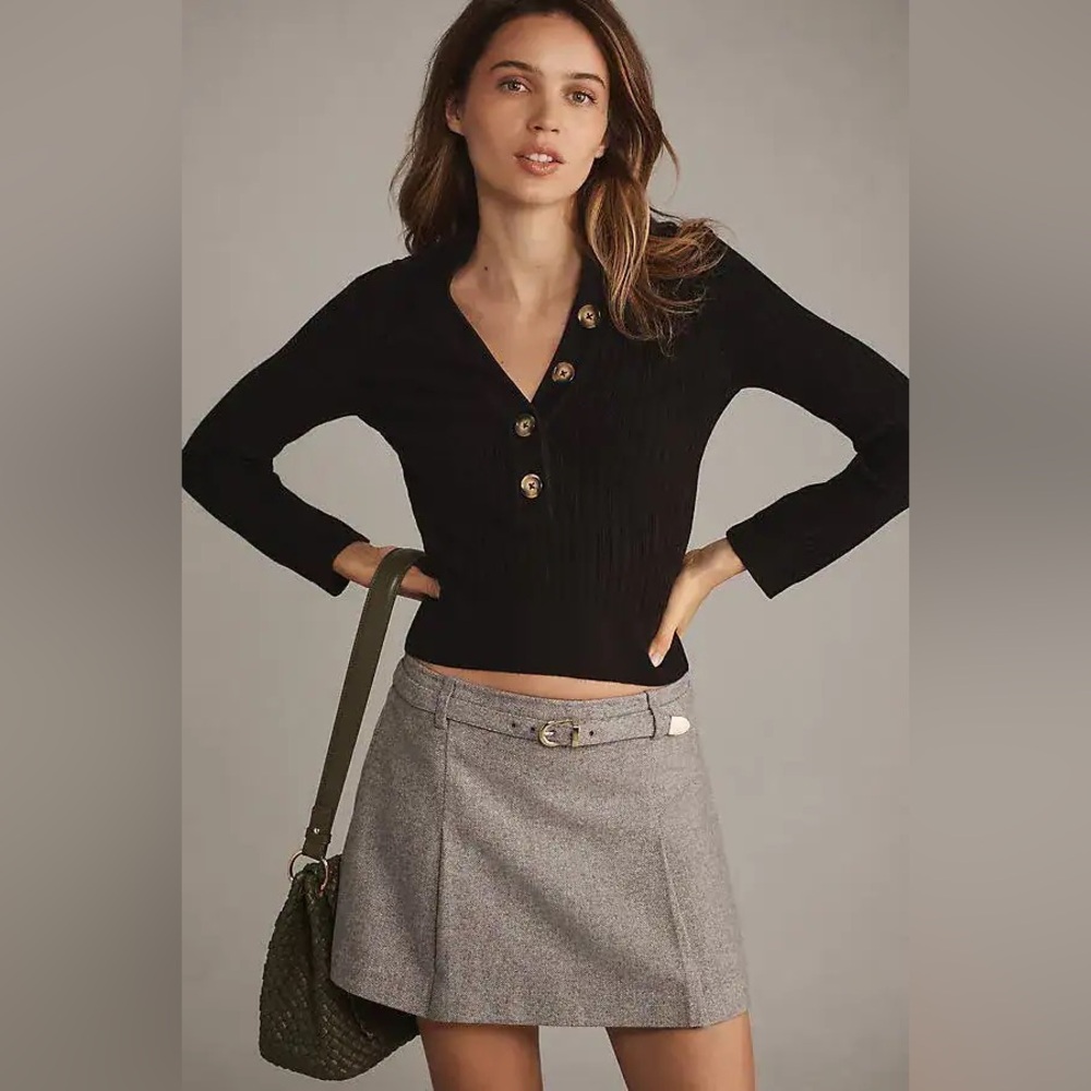 PILCRO The Kassidy Deep-V-Neck Pullover Sweater - Picture 2 of 8